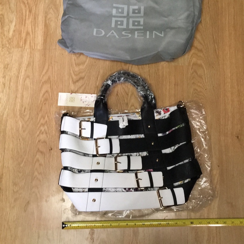 Dasein Buckle Front Dual Layer Purse